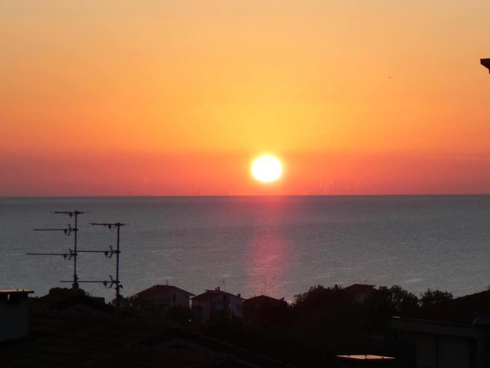 Antigua B&B Porto Potenza Picena Luaran gambar